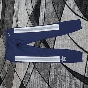 NIKE DRI-FIT DALLAS COWBOY GOLD SHINE SWOOSH LOGO LEGGINGS